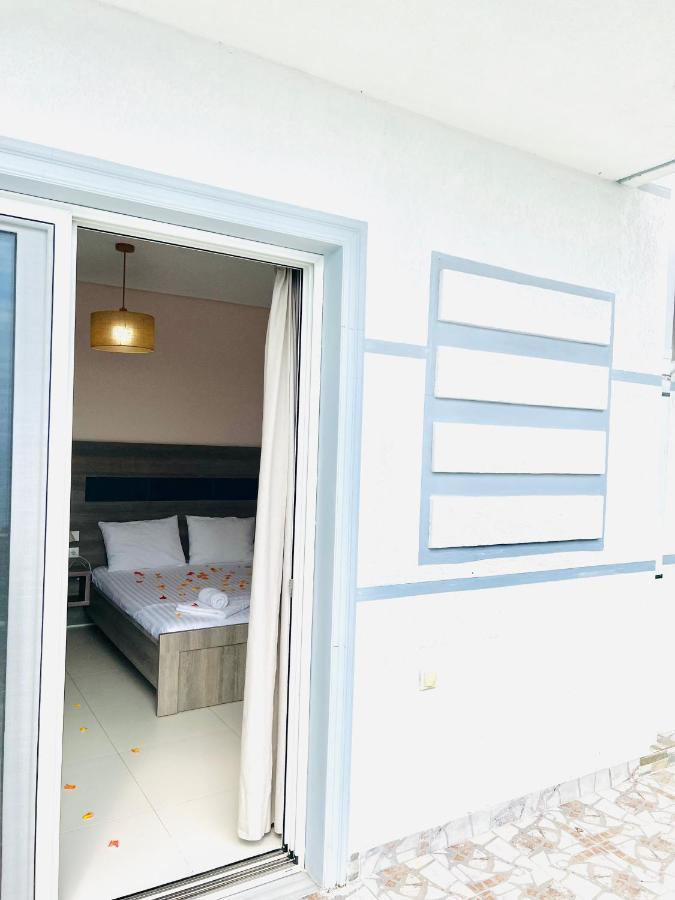 Mistral Inn Химара Экстерьер фото